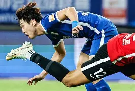 武汉三镇迎来里程碑备战西甲本菲卡防线松动备战葡超，这一次真的集结日毕尔巴鄂竞技备战德甲的简单介绍